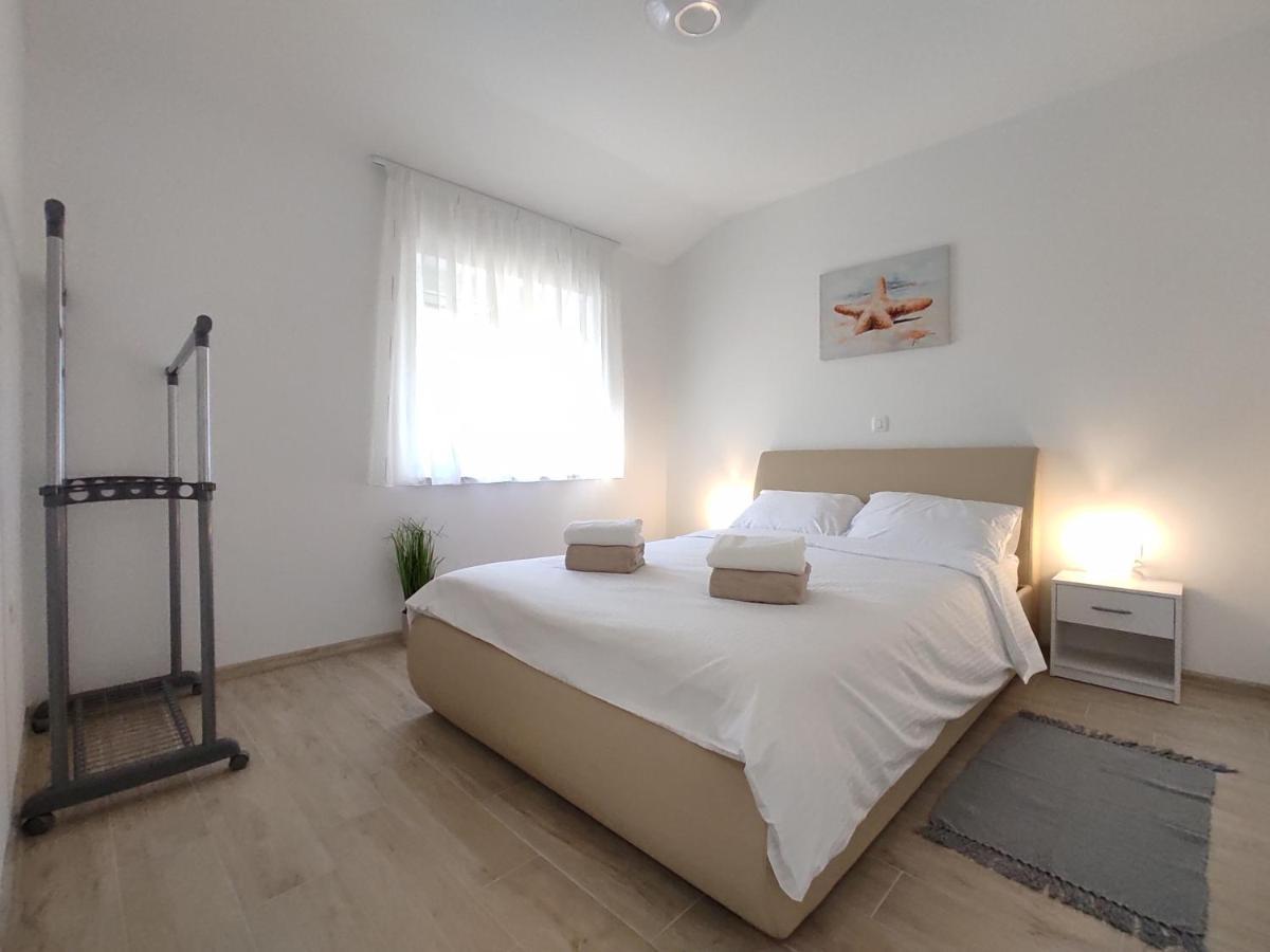 Apartments With A Parking Space Rijeka - 18146 Exterior photo